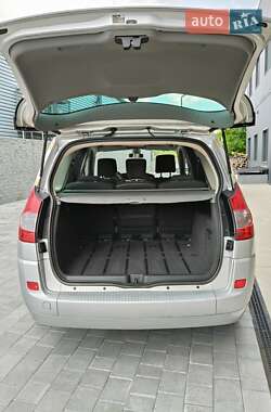 Минивэн Renault Grand Scenic 2008 в 