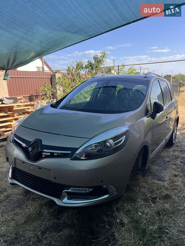 Renault Grand Scenic 2014