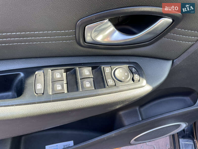 Минивэн Renault Grand Scenic 2010 в Бердичеве фото 13 Минивэн Renault Grand Scenic 2010 в Бердичеве