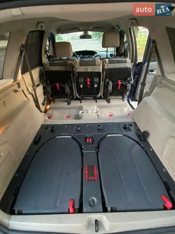 Мінівен Renault Grand Scenic 2004 в Вінниці