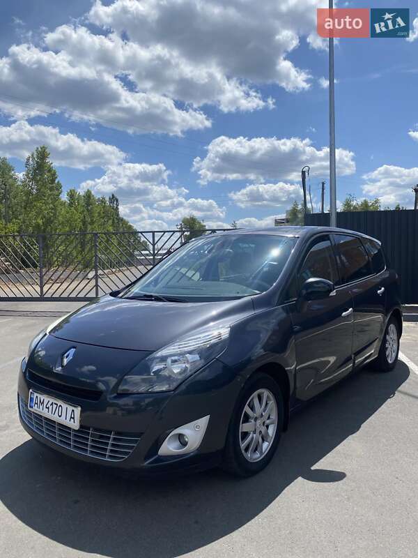Renault Grand Scenic 2011