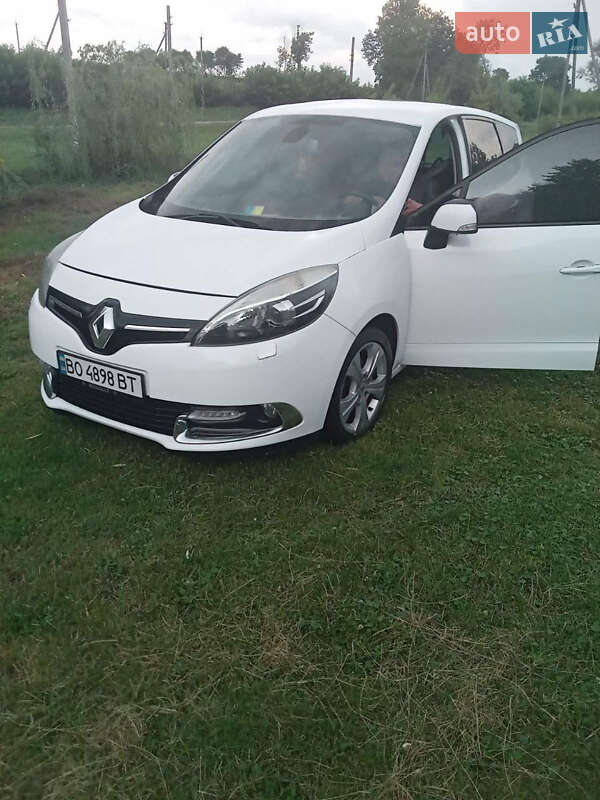 Renault Grand Scenic 2014