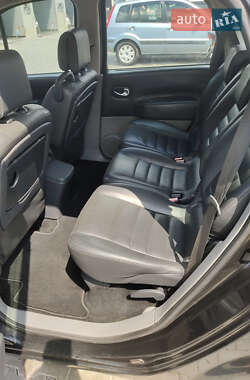 Минивэн Renault Grand Scenic 2004 в 