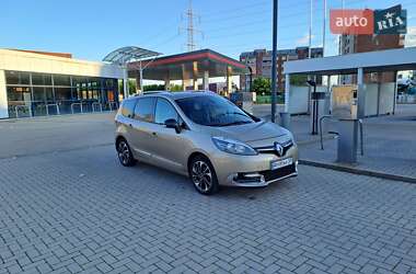 Минивэн Renault Grand Scenic 2015 в Верховец