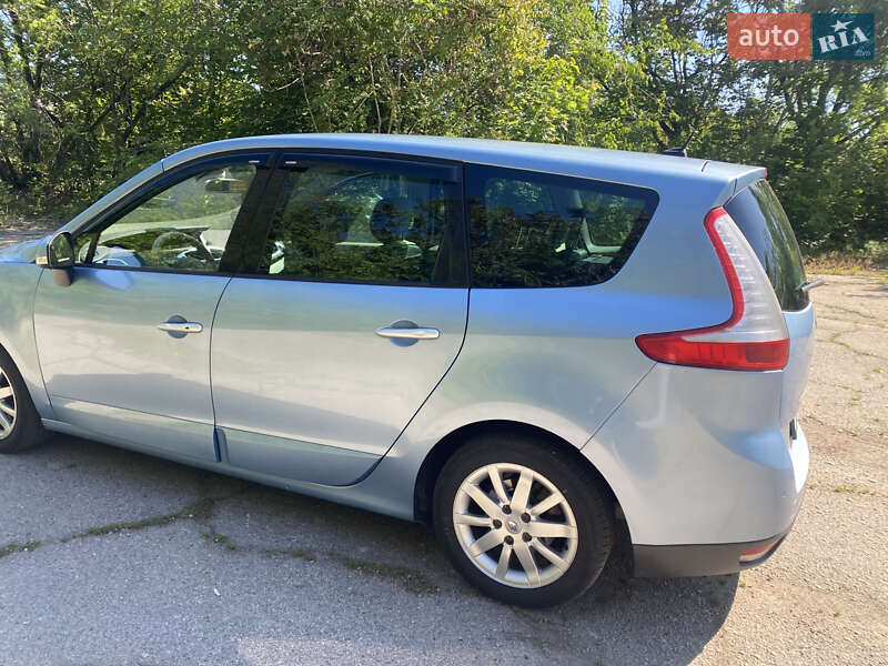Минивэн Renault Grand Scenic 2010 в Запорожье