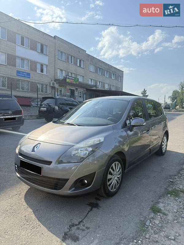 Renault Grand Scenic 2010