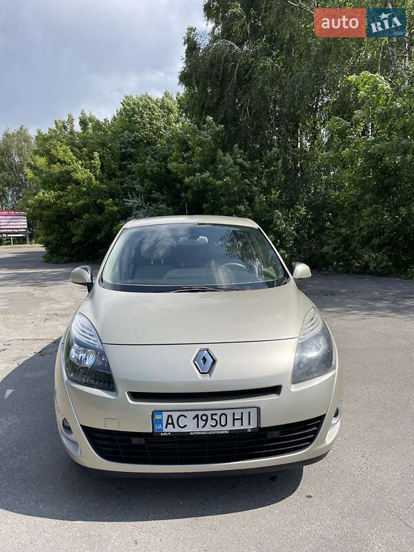 Минивэн Renault Grand Scenic 2010 в Белой Церкви