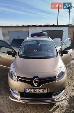 Минивэн Renault Grand Scenic 2016 в 