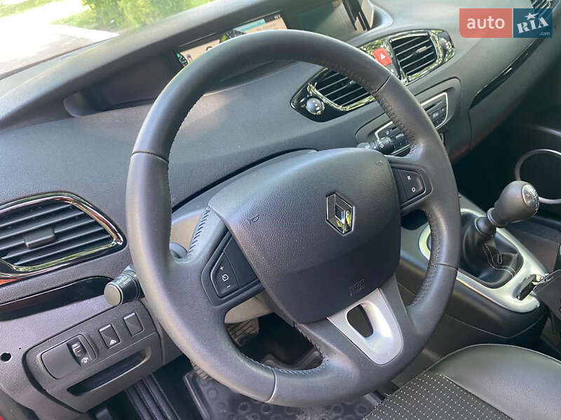 Мінівен Renault Grand Scenic 2011 в Рівному фото 29 Мінівен Renault Grand Scenic 2011 в Рівному