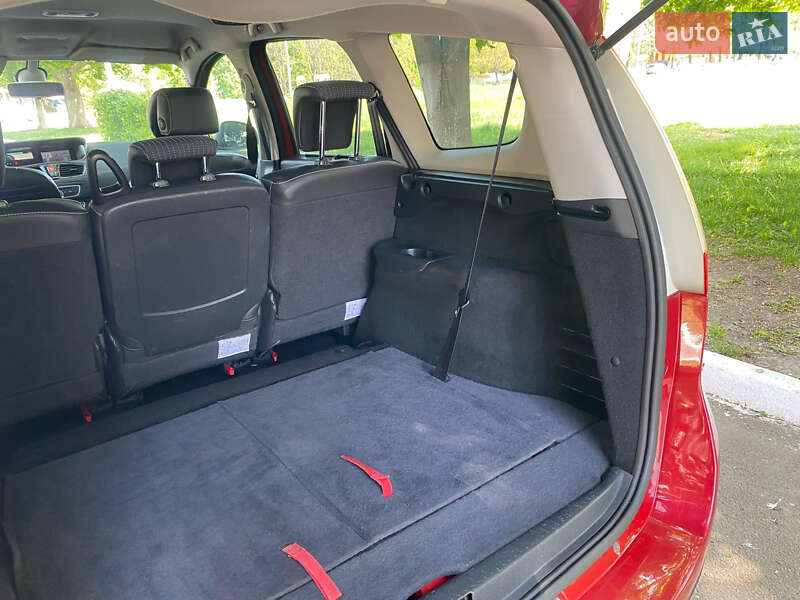 Мінівен Renault Grand Scenic 2011 в Рівному фото 52 Мінівен Renault Grand Scenic 2011 в Рівному