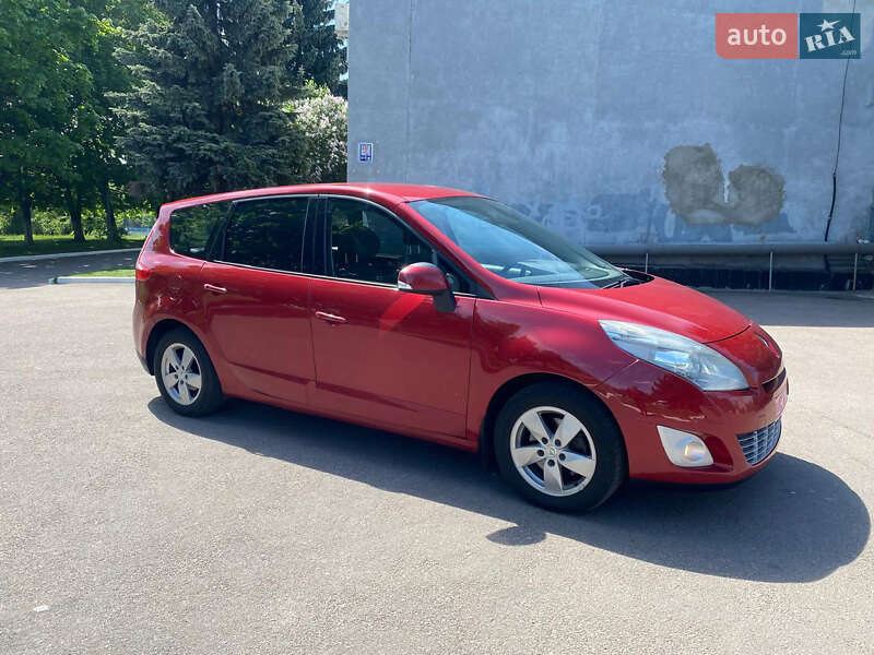 Мінівен Renault Grand Scenic 2011 в Рівному фото 67 Мінівен Renault Grand Scenic 2011 в Рівному