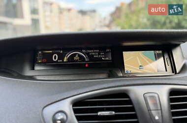 Минивэн Renault Grand Scenic 2012 в 