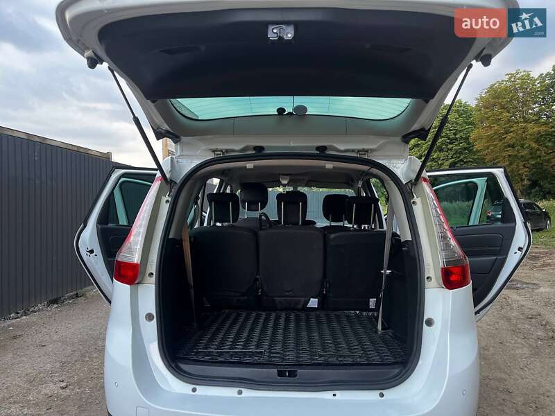 Минивэн Renault Grand Scenic 2012 в Ужгороде