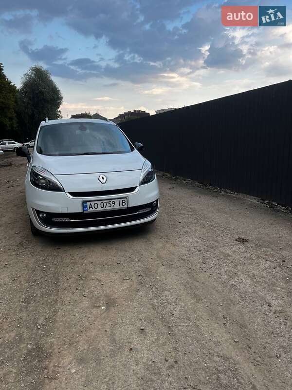 Минивэн Renault Grand Scenic 2012 в Ужгороде