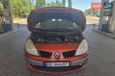 Минивэн Renault Grand Scenic 2006 в 