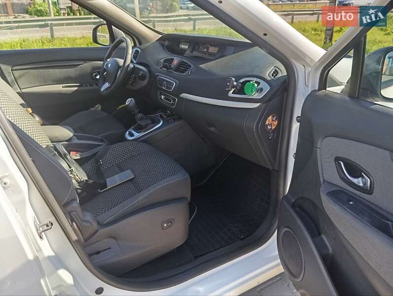 Минивэн Renault Grand Scenic 2011 в Луцке