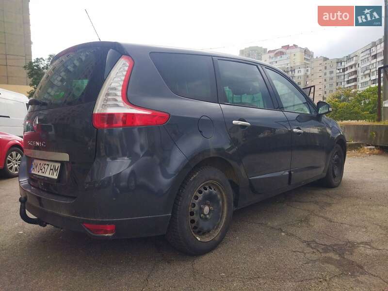 Минивэн Renault Grand Scenic 2011 в Киеве