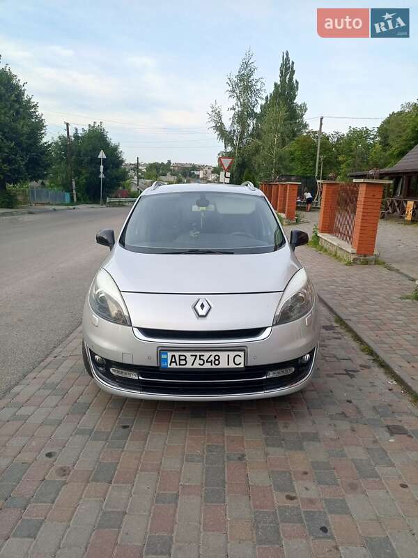 Renault Grand Scenic 2012