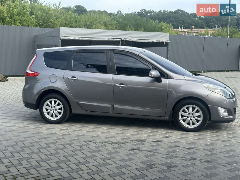 Минивэн Renault Grand Scenic 2010 в Полтаве