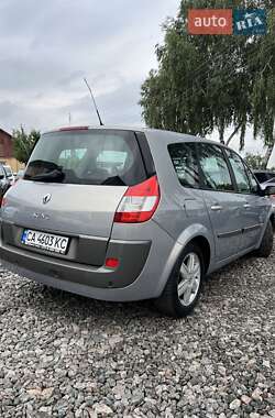 Минивэн Renault Grand Scenic 2005 в 