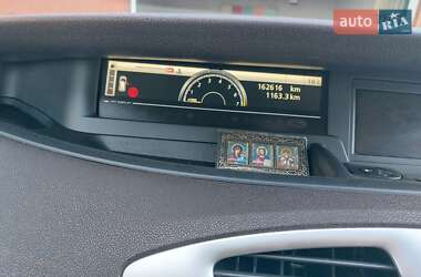 Минивэн Renault Grand Scenic 2009 в 