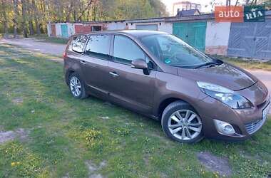 Renault Grand Scenic 2009