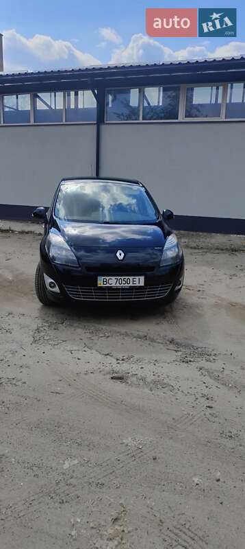 Renault Grand Scenic 2011