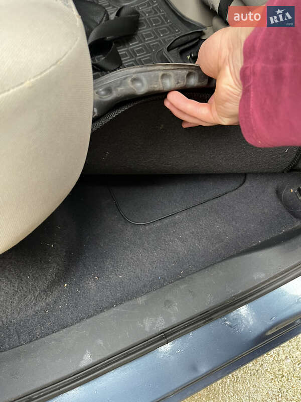 Мінівен Renault Grand Scenic 2008 в Івано-Франківську фото 29 Мінівен Renault Grand Scenic 2008 в Івано-Франківську