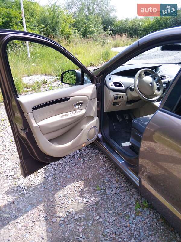 Минивэн Renault Grand Scenic 2010 в Бориславе