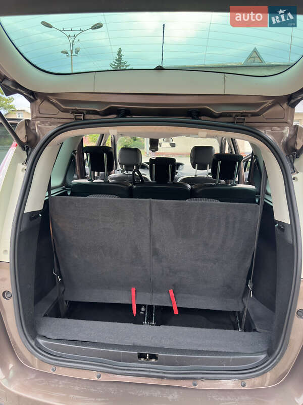 Минивэн Renault Grand Scenic 2012 в Ивано-Франковске