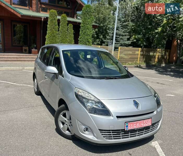 Renault Grand Scenic 2011