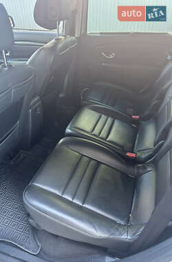 Минивэн Renault Grand Scenic 2010 в 