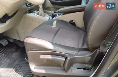 Минивэн Renault Grand Scenic 2011 в 