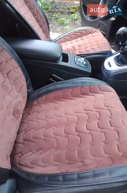 Минивэн Renault Grand Scenic 2012 в 