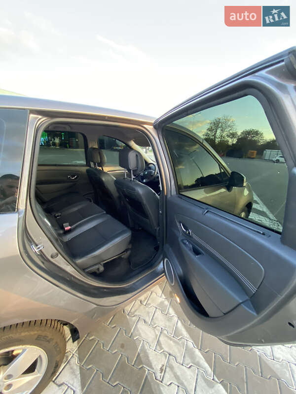 Минивэн Renault Grand Scenic 2011 в Стрые