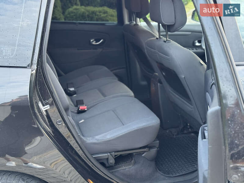 Минивэн Renault Grand Scenic 2010 в Самборе фото 42 Минивэн Renault Grand Scenic 2010 в Самборе