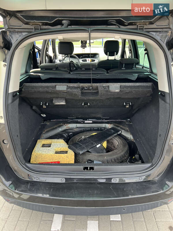 Минивэн Renault Grand Scenic 2009 в Ковеле