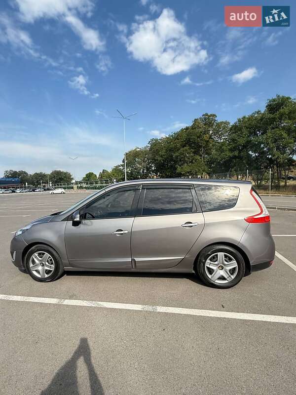 Минивэн Renault Grand Scenic 2009 в Подгородном