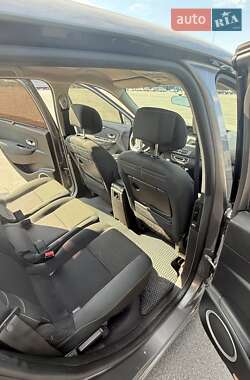 Минивэн Renault Grand Scenic 2009 в 