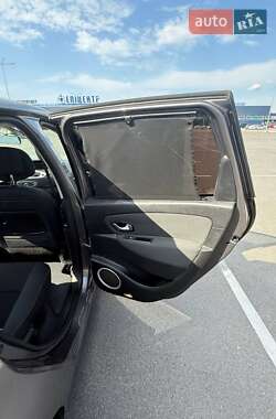 Минивэн Renault Grand Scenic 2009 в 