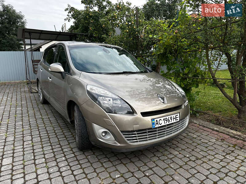 Renault Grand Scenic 2010