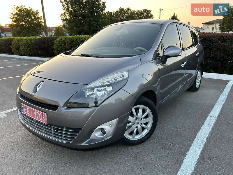 Renault Grand Scenic 2010
