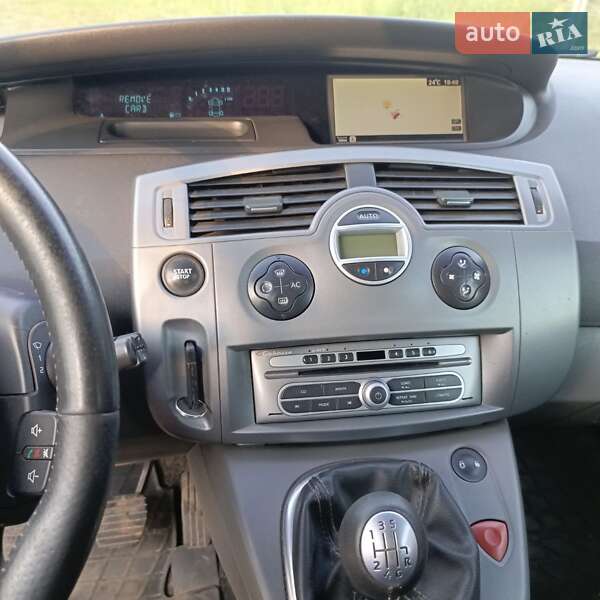 Минивэн Renault Grand Scenic 2008 в Путивле