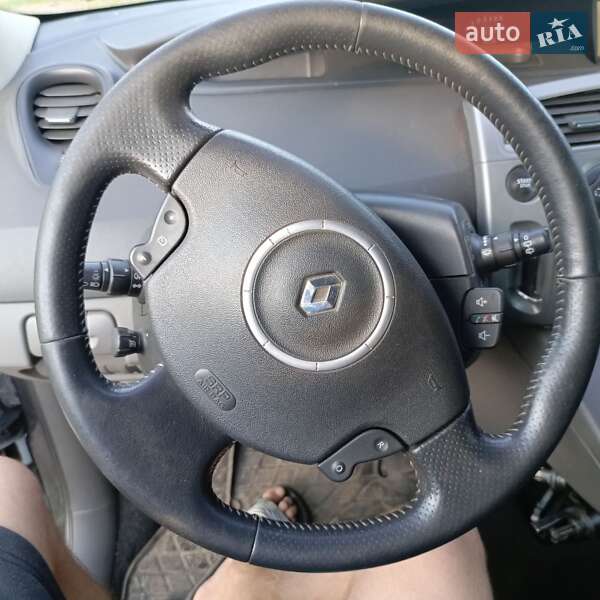 Минивэн Renault Grand Scenic 2008 в Путивле