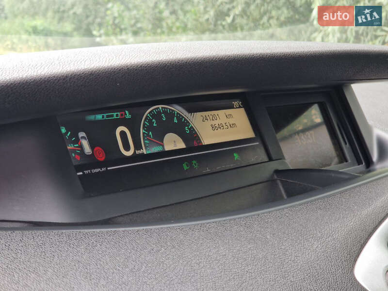 Минивэн Renault Grand Scenic 2010 в Киеве фото 19 Минивэн Renault Grand Scenic 2010 в Киеве