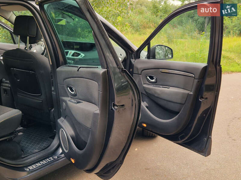 Минивэн Renault Grand Scenic 2010 в Киеве фото 28 Минивэн Renault Grand Scenic 2010 в Киеве