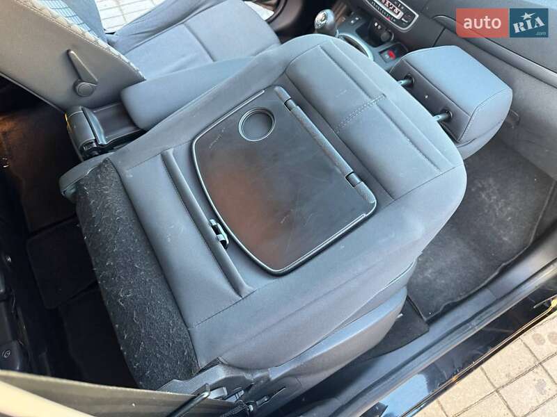 Мінівен Renault Grand Scenic 2011 в Івано-Франківську