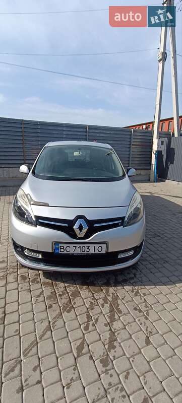 Renault Grand Scenic 2013