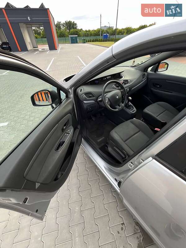 Минивэн Renault Grand Scenic 2011 в Виннице