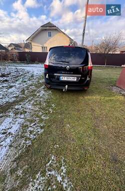 Минивэн Renault Grand Scenic 2011 в 